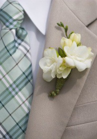 Бутоньерка Р8917 - Студия цветов и сувениров Радость в подарок